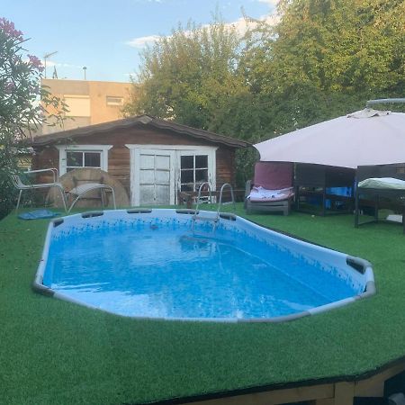 Joli Studio Tout Confort Avec Toutes Commodites Vaulx-en-Velin Buitenkant foto
